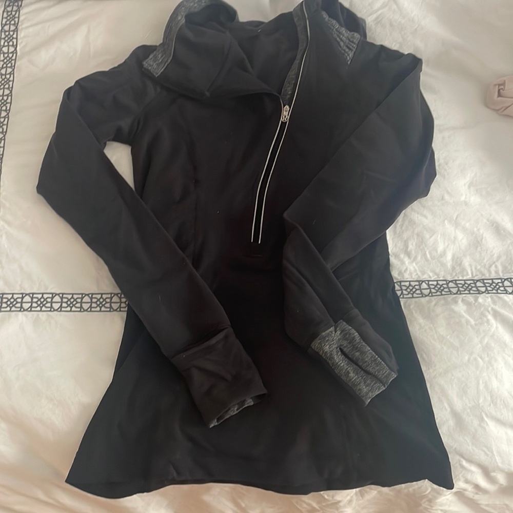 Lululemon pullover